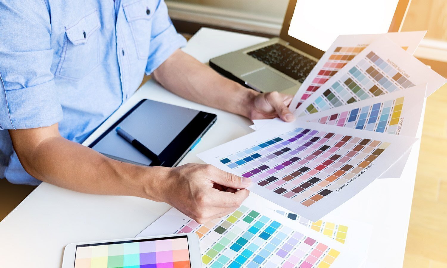 Il Pantone nella stampa di gadget aziendali